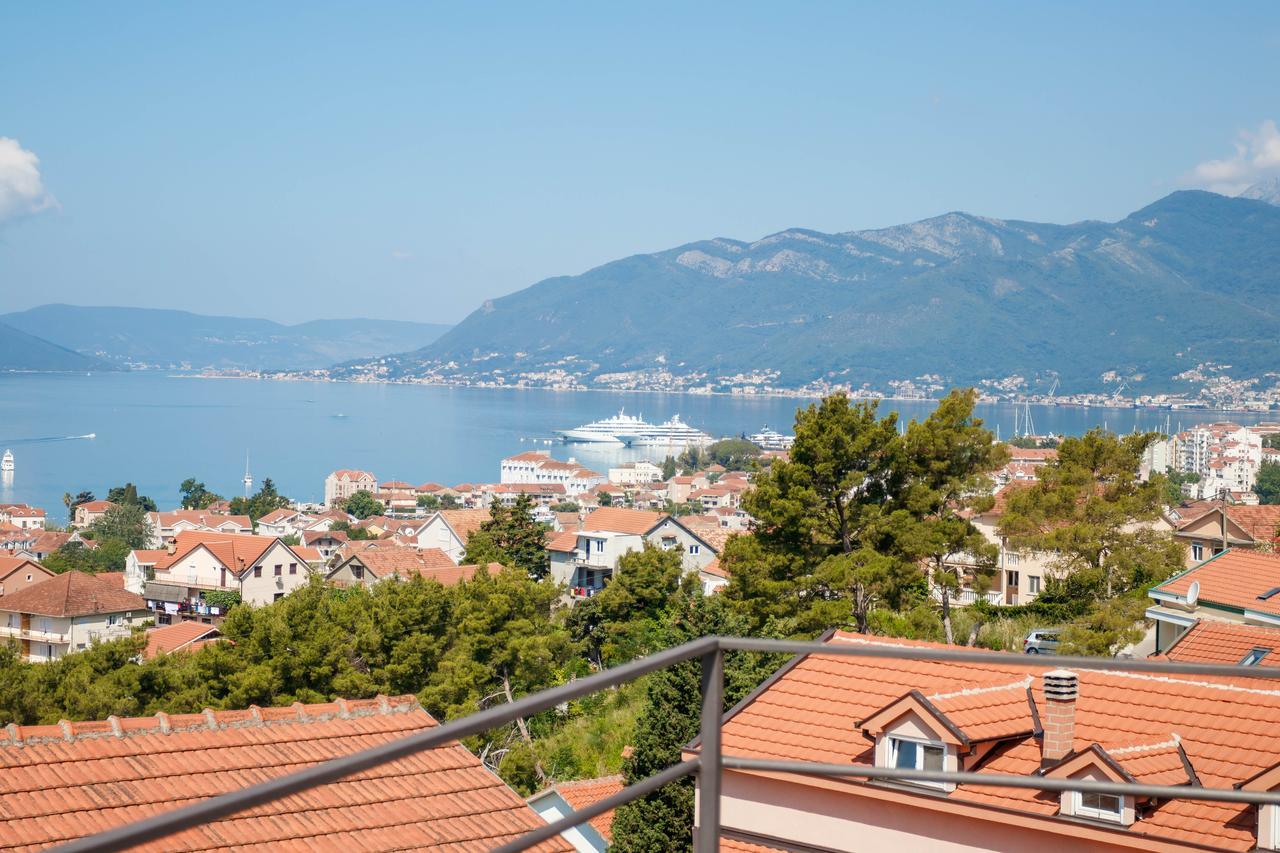 Apartmani Petar Tivat Bagian luar foto