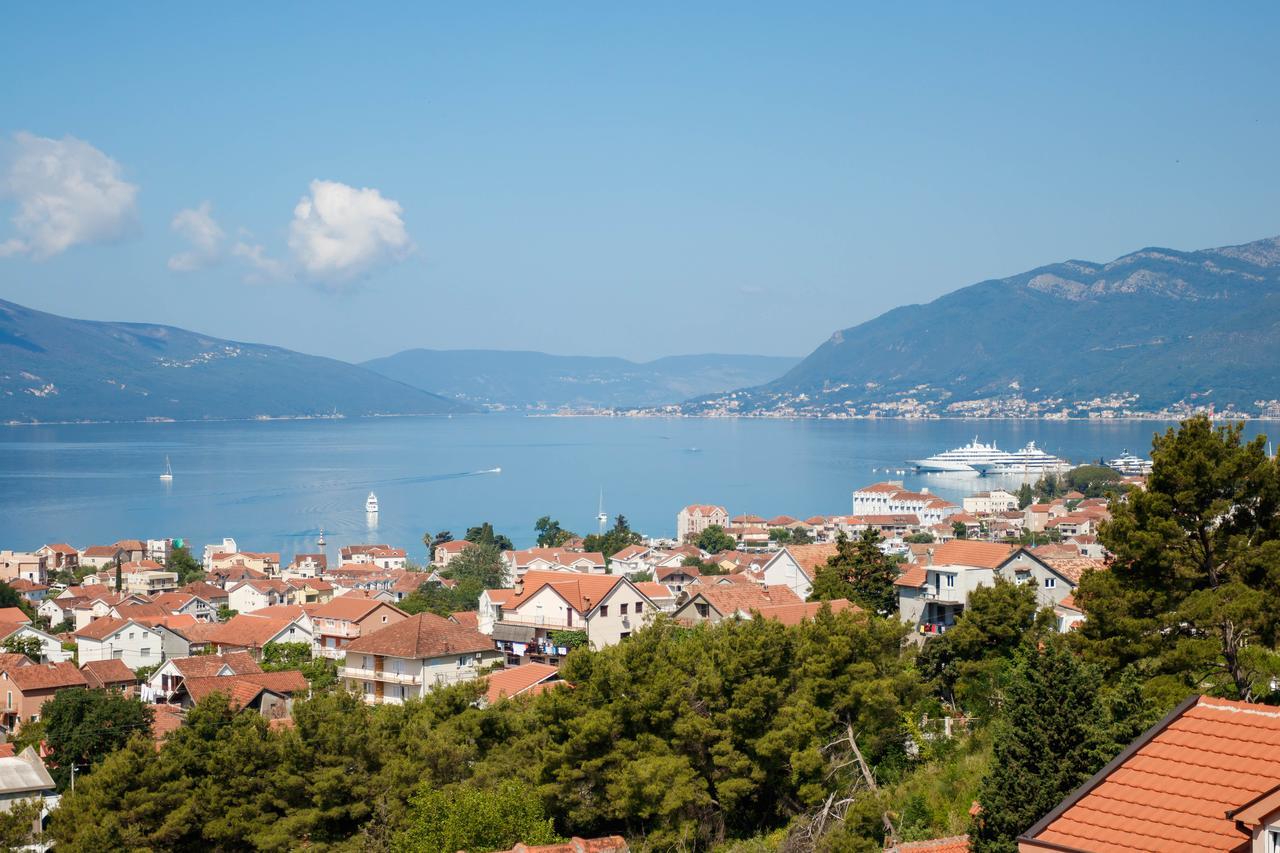 Apartmani Petar Tivat Bagian luar foto