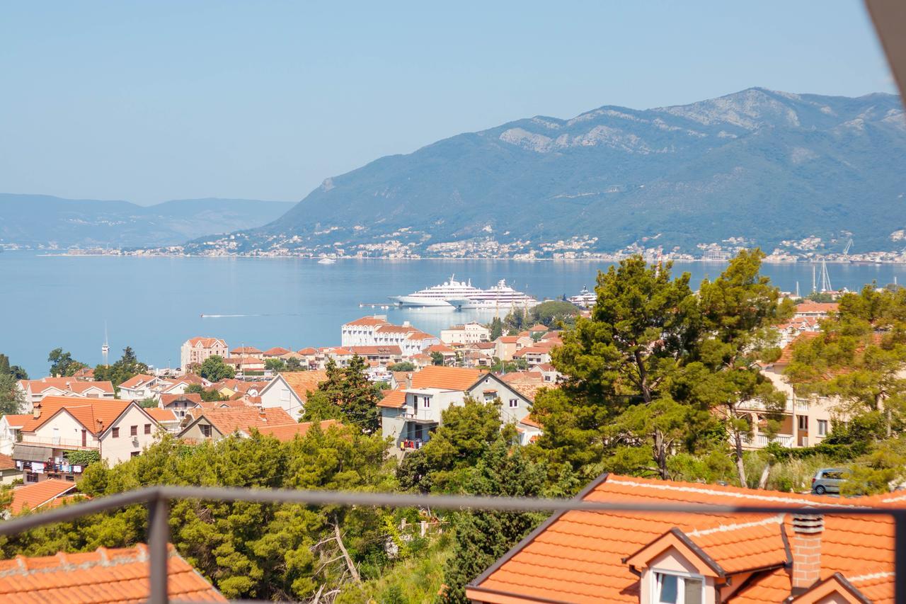 Apartmani Petar Tivat Bagian luar foto