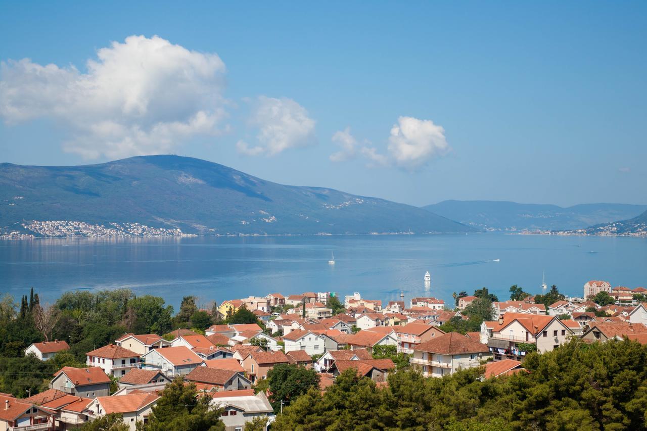 Apartmani Petar Tivat Bagian luar foto